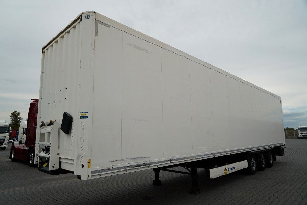 Krone / KONTENER / MEGA / DOPPELSTOCK / 2016 - Félpótkocsi hűtős: 2 kép. Krone / KONTENER / MEGA / DOPPELSTOCK / 2016 - Félpótkocsi hűtős: 2 kép.