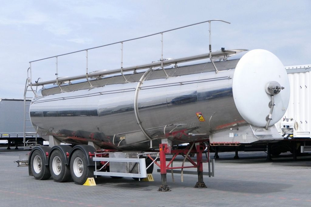 Tartályos félpótkocsi Menci ETA / FOOD LIQUID TANK TRAILER/32000 L/ 4 CHAMBE: 9 kép.