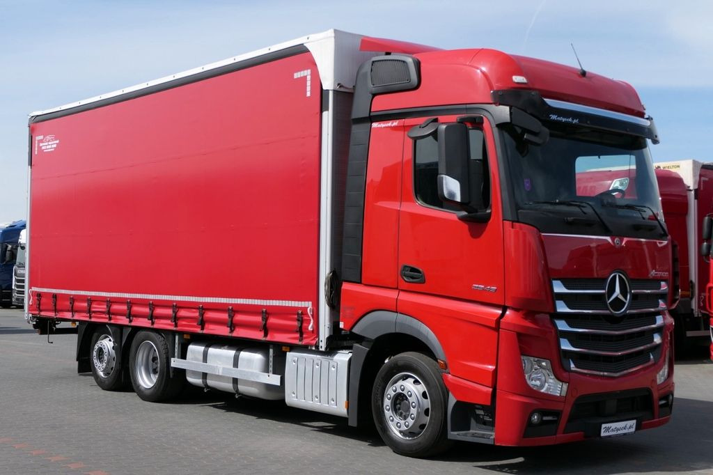 Mercedes-Benz ACTROS 25. 480 / FIRANKA / PODNOSZONY DACH / 3 o - Ponyvás teherautó: 5 kép. Mercedes-Benz ACTROS 25. 480 / FIRANKA / PODNOSZONY DACH / 3 o - Ponyvás teherautó: 5 kép.