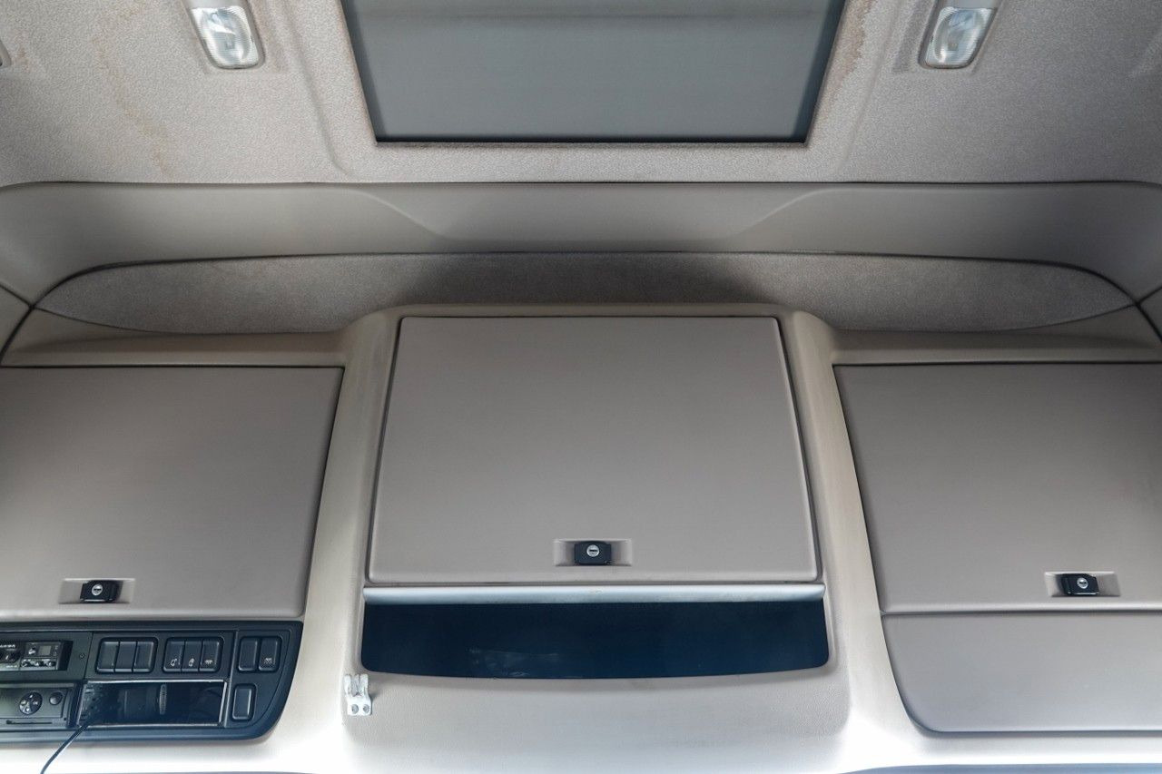 DAF XF 460 / MANUAL / STANDARD / SUPER SPACE CAB lízing DAF XF 460 / MANUAL / STANDARD / SUPER SPACE CAB: 16 kép. DAF XF 460 / MANUAL / STANDARD / SUPER SPACE CAB lízing DAF XF 460 / MANUAL / STANDARD / SUPER SPACE CAB: 16 kép.