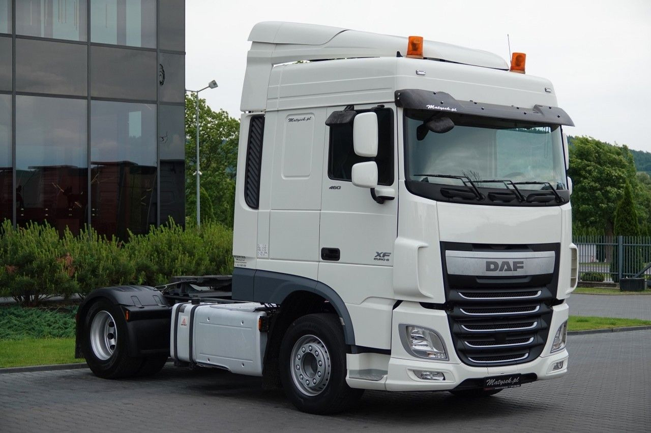DAF XF 460 / SPACE CAB / OPONY 100% / SPROWADZONY / - Nyergesvontató: 2 kép. DAF XF 460 / SPACE CAB / OPONY 100% / SPROWADZONY / - Nyergesvontató: 2 kép.