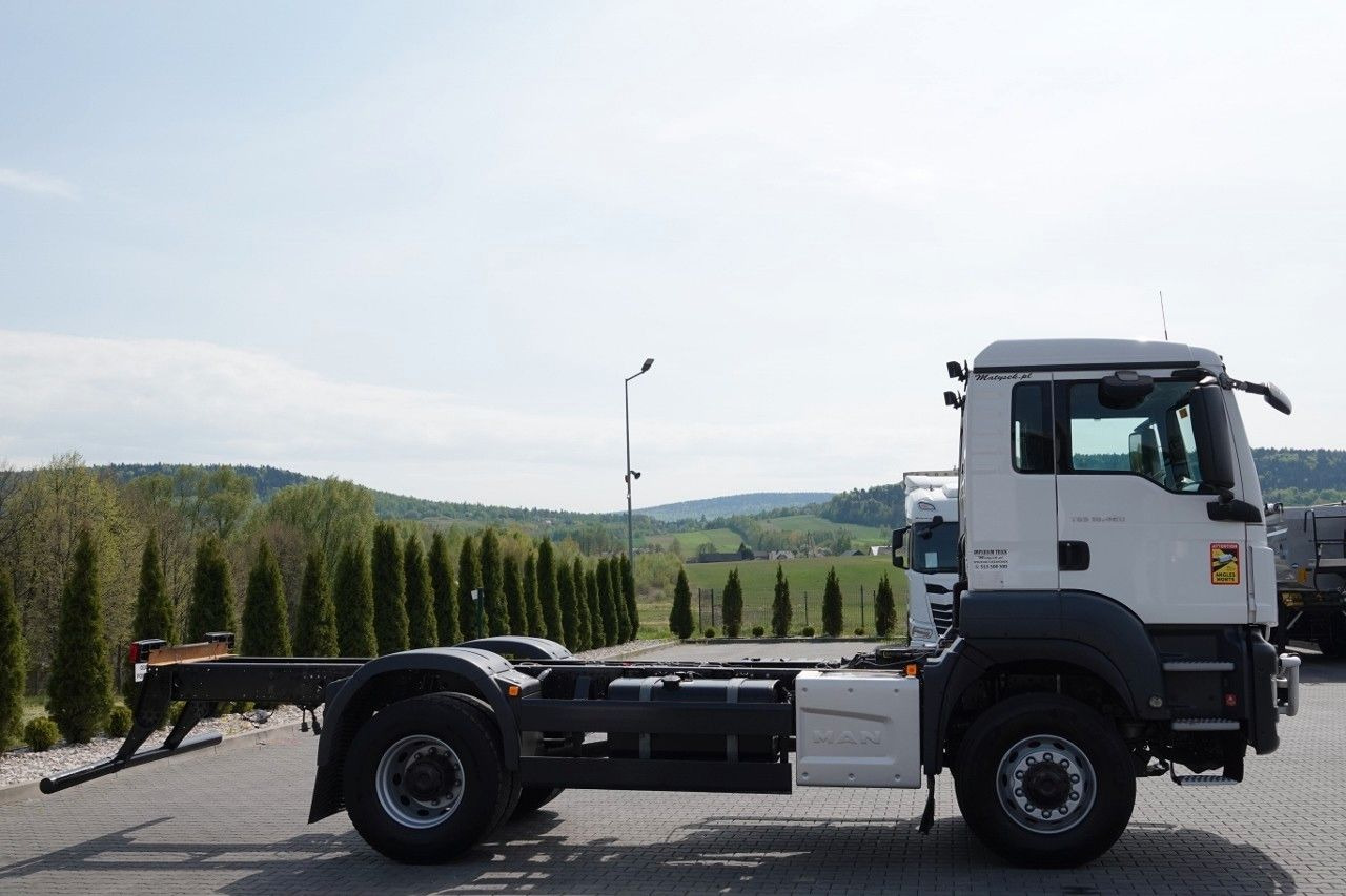 MAN TGS 18.420 / 4X4 / RAMA DŁ. 5,6 M / NAVI / DO Z - Nyergesvontató: 5 kép. MAN TGS 18.420 / 4X4 / RAMA DŁ. 5,6 M / NAVI / DO Z - Nyergesvontató: 5 kép.