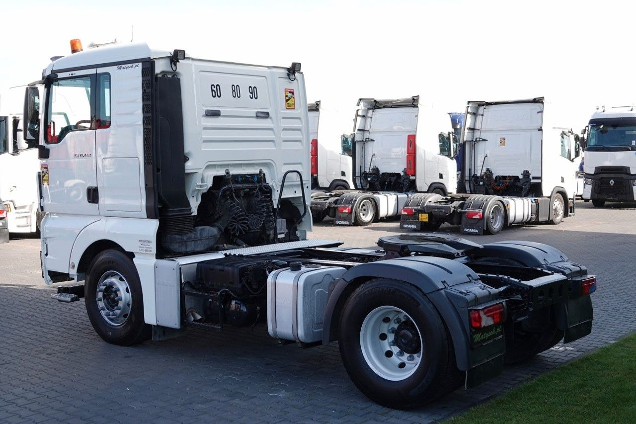 MAN TGX 18.440 / RETARDER / EURO 5 / EEV / NISKA KA MAN TGX 18.440 / RETARDER / EURO 5 / EEV / NISKA KA - Nyergesvontató: 4 kép. MAN TGX 18.440 / RETARDER / EURO 5 / EEV / NISKA KA MAN TGX 18.440 / RETARDER / EURO 5 / EEV / NISKA KA - Nyergesvontató: 4 kép.