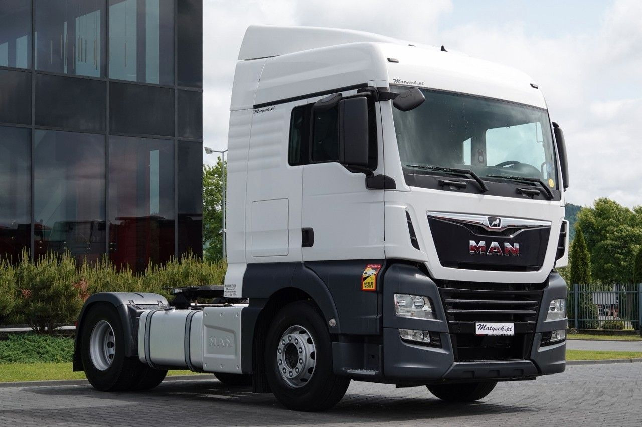 MAN TGX 18.470 / RETARDER / 2020 ROK / SPROWADZONY - Nyergesvontató: 2 kép. MAN TGX 18.470 / RETARDER / 2020 ROK / SPROWADZONY - Nyergesvontató: 2 kép.