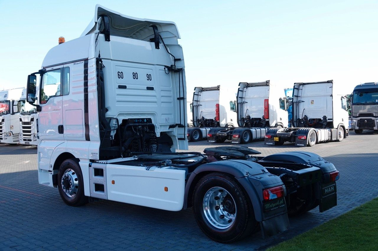 MAN TGX 18.480 / 4x4 / HYDRAULIKA / HYDRODRIVE / EUR MAN TGX 18.480 / 4x4 / HYDRAULIKA / HYDRODRIVE / EUR - Nyergesvontató: 4 kép. MAN TGX 18.480 / 4x4 / HYDRAULIKA / HYDRODRIVE / EUR MAN TGX 18.480 / 4x4 / HYDRAULIKA / HYDRODRIVE / EUR - Nyergesvontató: 4 kép.