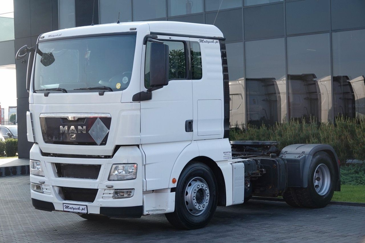 MAN TGX 18.480 / HYDRAULIKA / RETARDER / MANUAL / N - Nyergesvontató: 2 kép. MAN TGX 18.480 / HYDRAULIKA / RETARDER / MANUAL / N - Nyergesvontató: 2 kép.