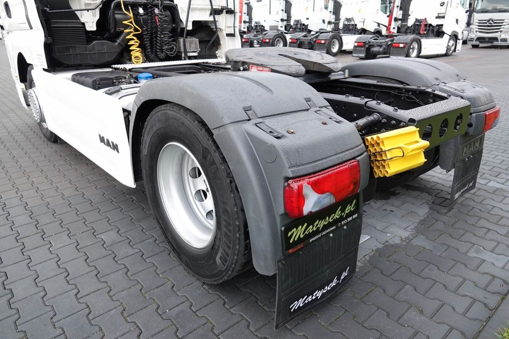 Nyergesvontató MAN TGX 18.480 / RETARDER / EURO 5 / EEV / SPROWADZO MAN TGX 18.480 / RETARDER / EURO 5 / EEV / SPROWADZO: 11 kép. Nyergesvontató MAN TGX 18.480 / RETARDER / EURO 5 / EEV / SPROWADZO MAN TGX 18.480 / RETARDER / EURO 5 / EEV / SPROWADZO: 11 kép.