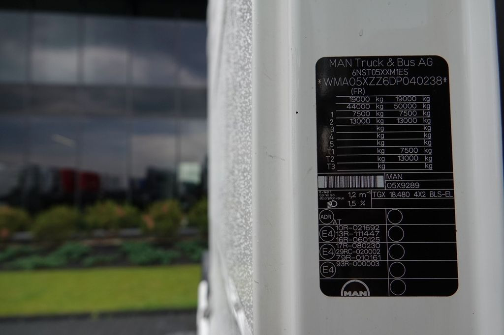 Nyergesvontató MAN TGX 18.480 / RETARDER / EURO 5 / EEV / SPROWADZO MAN TGX 18.480 / RETARDER / EURO 5 / EEV / SPROWADZO: 16 kép. Nyergesvontató MAN TGX 18.480 / RETARDER / EURO 5 / EEV / SPROWADZO MAN TGX 18.480 / RETARDER / EURO 5 / EEV / SPROWADZO: 16 kép.