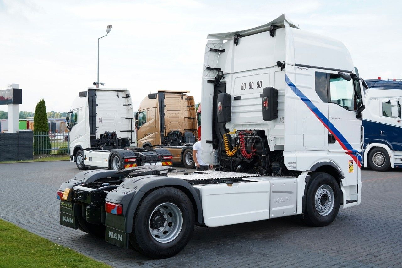 MAN TGX 18.510 / GX / RETARDER / NAVI / PO KONTRAKCI - Nyergesvontató: 5 kép. MAN TGX 18.510 / GX / RETARDER / NAVI / PO KONTRAKCI - Nyergesvontató: 5 kép.