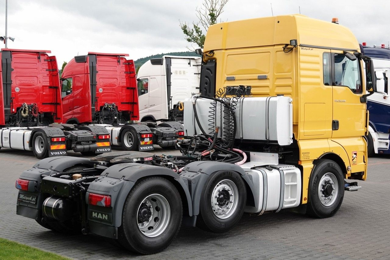 MAN TGX 26.540 / 6x2 / 6X4 / PUSHER / HYDRAULIKA / - Nyergesvontató: 5 kép. MAN TGX 26.540 / 6x2 / 6X4 / PUSHER / HYDRAULIKA / - Nyergesvontató: 5 kép.