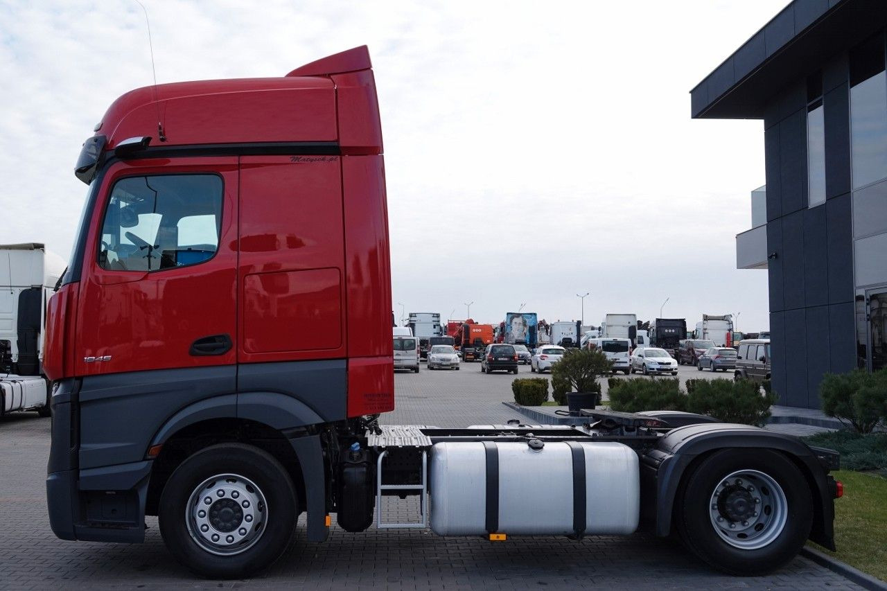 Mercedes-Benz ACTROS 1845 / MP5 / BIG SPACE / PO KONTRAKCIE / - Nyergesvontató: 5 kép. Mercedes-Benz ACTROS 1845 / MP5 / BIG SPACE / PO KONTRAKCIE / - Nyergesvontató: 5 kép.