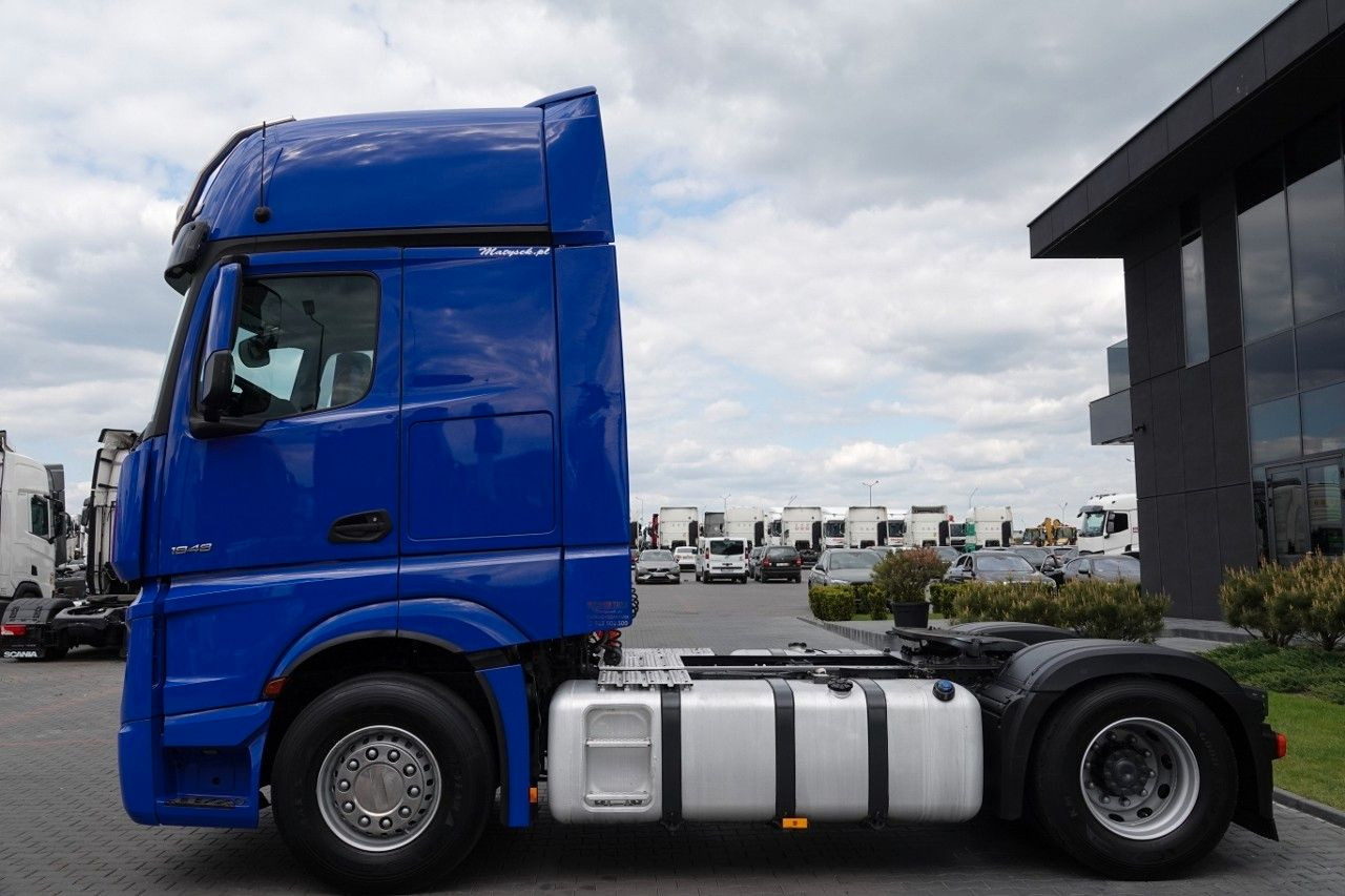 Mercedes-Benz ACTROS 1848 / GIGA SPACE / RETARDER / PO KONTRA - Nyergesvontató: 3 kép. Mercedes-Benz ACTROS 1848 / GIGA SPACE / RETARDER / PO KONTRA - Nyergesvontató: 3 kép.