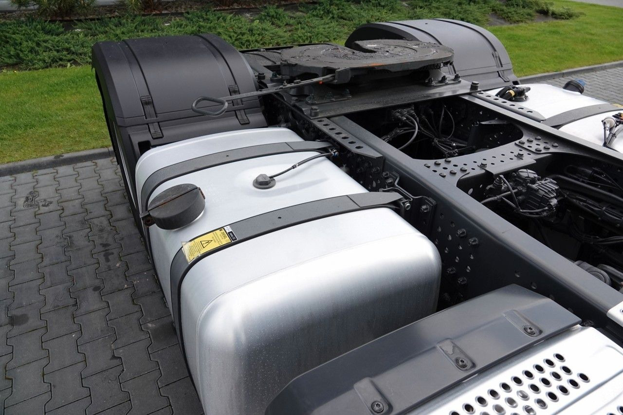 Nyergesvontató Mercedes-Benz ACTROS L 1845 / BIG SPACE / 09.2023 / NA FABRYCZ: 11 kép.