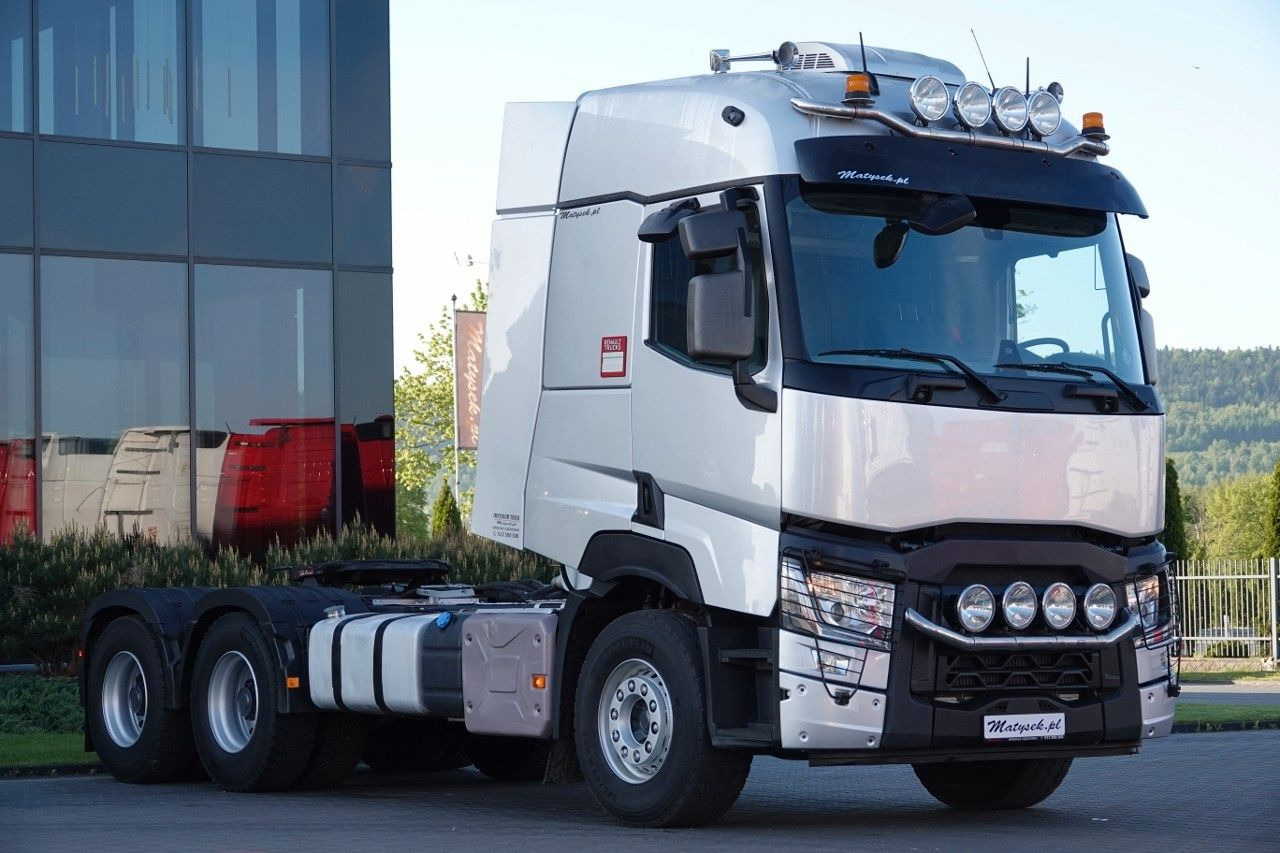 Renault C 520 / 6x4 / HYDRAULIKA / I -PARK COOL / - Nyergesvontató: 2 kép. Renault C 520 / 6x4 / HYDRAULIKA / I -PARK COOL / - Nyergesvontató: 2 kép.