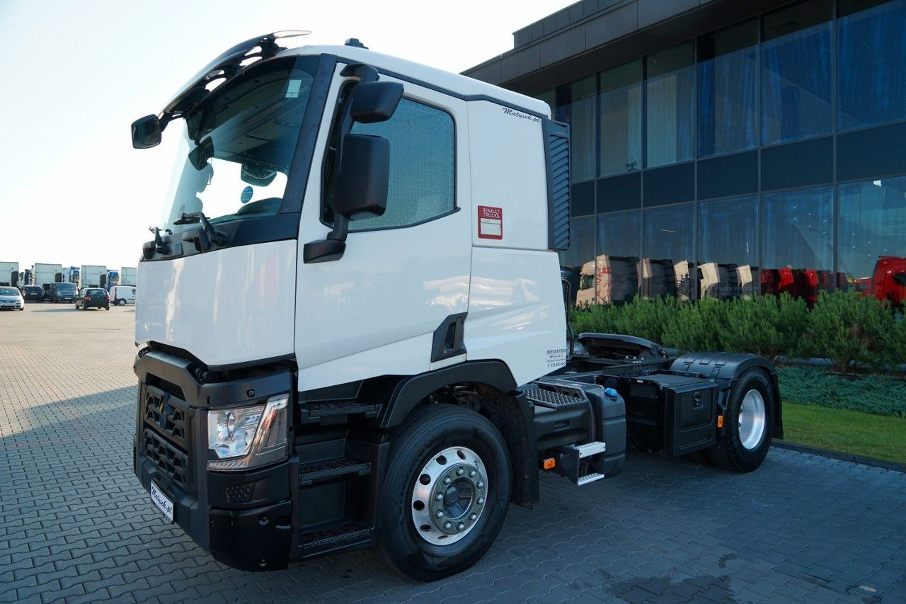 Renault T 440 / NISKA KABINA / ALUFELGI / SPROWADZONY / - Nyergesvontató: 4 kép. Renault T 440 / NISKA KABINA / ALUFELGI / SPROWADZONY / - Nyergesvontató: 4 kép.