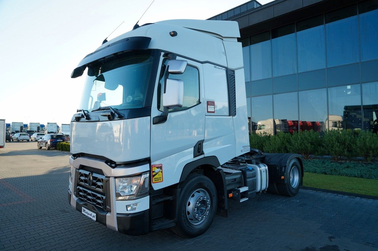 Renault T 460 / HYDRAULIKA DWUOBWODOWA / RETARDER / SPRO - Nyergesvontató: 5 kép. Renault T 460 / HYDRAULIKA DWUOBWODOWA / RETARDER / SPRO - Nyergesvontató: 5 kép.