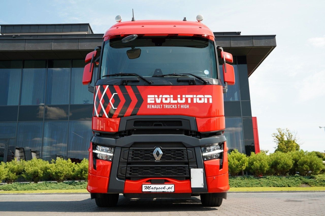 Renault T 480 / 13L / RETARDER / I-PARK COOL / OPONY 100 - Nyergesvontató: 3 kép. Renault T 480 / 13L / RETARDER / I-PARK COOL / OPONY 100 - Nyergesvontató: 3 kép.