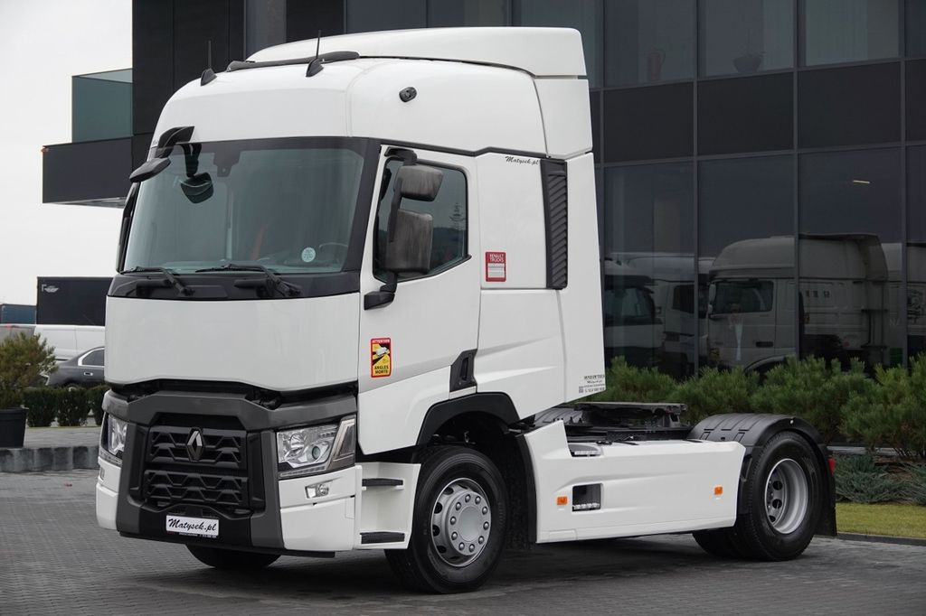 Renault T 480 / 2021 / PO KONTRAKCIE SERWISOWYM - Nyergesvontató: 2 kép. Renault T 480 / 2021 / PO KONTRAKCIE SERWISOWYM - Nyergesvontató: 2 kép.