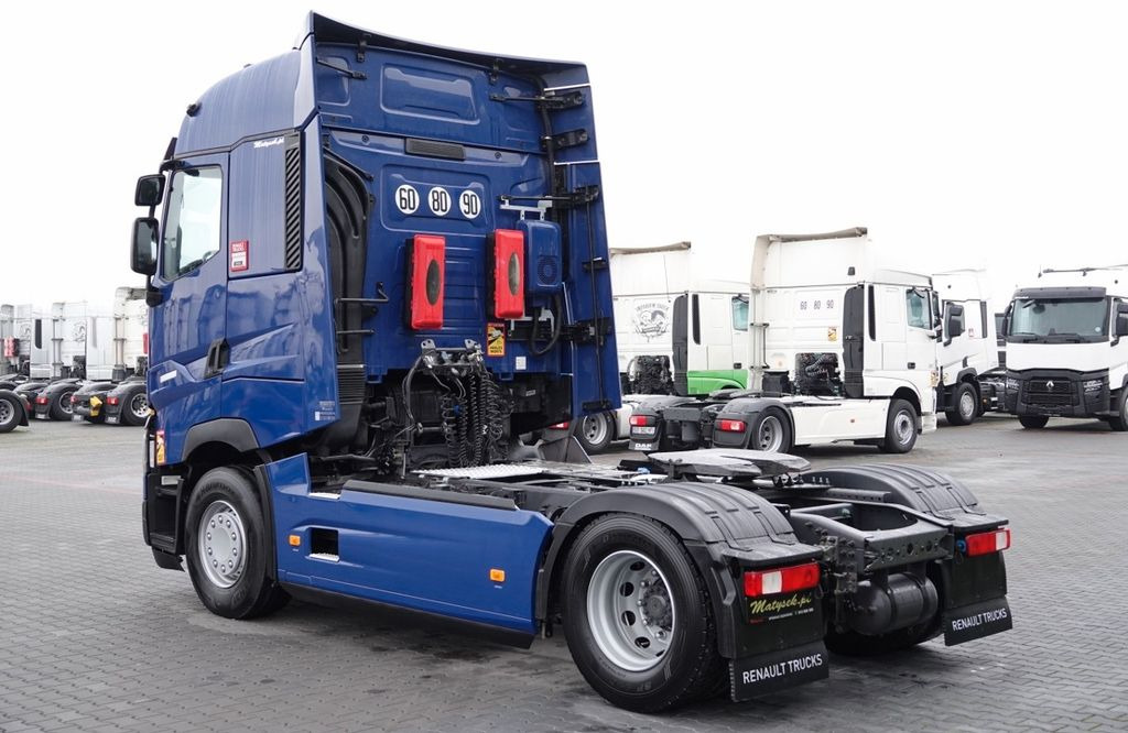 Renault T 520 / RETARDER / I-PARK COOL / HIGH CAB / 11. - Nyergesvontató: 4 kép. Renault T 520 / RETARDER / I-PARK COOL / HIGH CAB / 11. - Nyergesvontató: 4 kép.