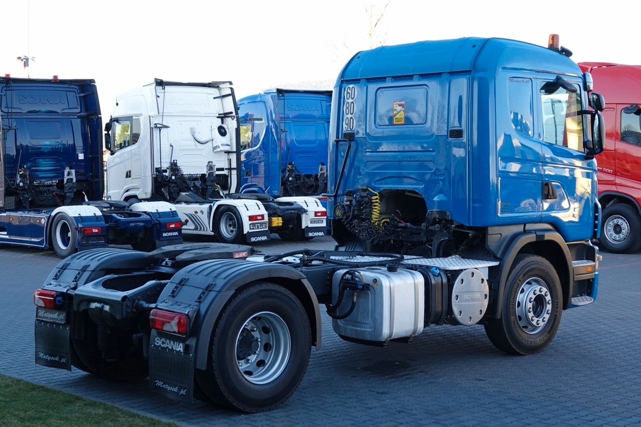 Scania G 420 / RETARDER / HYDRAULIKA / NISKA KABINA / Scania G 420 / RETARDER / HYDRAULIKA / NISKA KABINA / E - Nyergesvontató: 4 kép. Scania G 420 / RETARDER / HYDRAULIKA / NISKA KABINA / Scania G 420 / RETARDER / HYDRAULIKA / NISKA KABINA / E - Nyergesvontató: 4 kép.