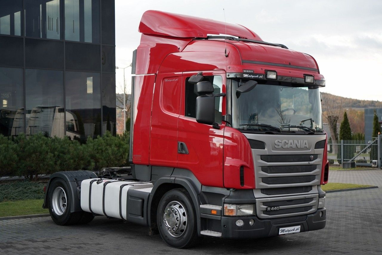 Scania R 440 / RETARDER / OPTICRUISE + SPRZĘGŁO / FULL - Nyergesvontató: 4 kép. Scania R 440 / RETARDER / OPTICRUISE + SPRZĘGŁO / FULL - Nyergesvontató: 4 kép.