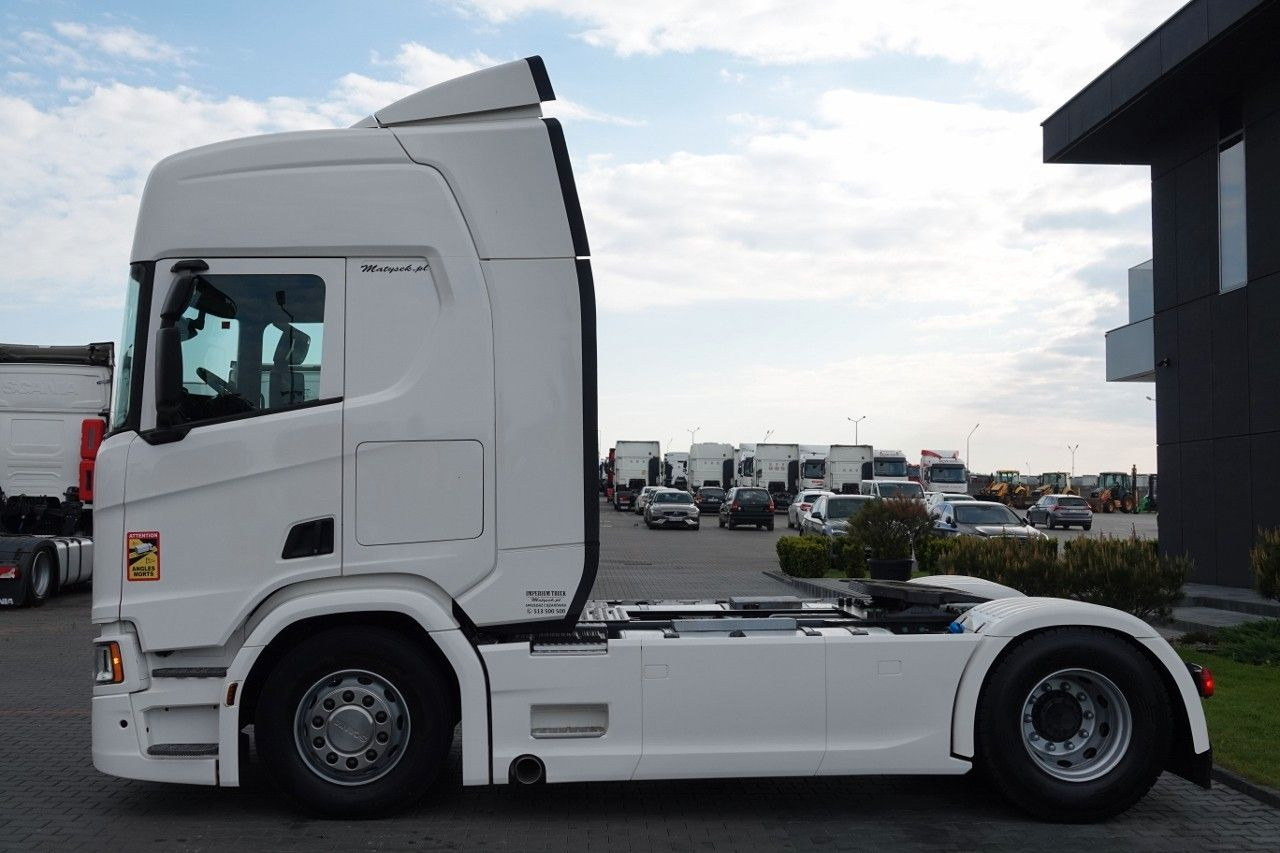 Scania R 450 / I-PARK COOL / RETARDER / OPONY 100% / P - Nyergesvontató: 3 kép. Scania R 450 / I-PARK COOL / RETARDER / OPONY 100% / P - Nyergesvontató: 3 kép.