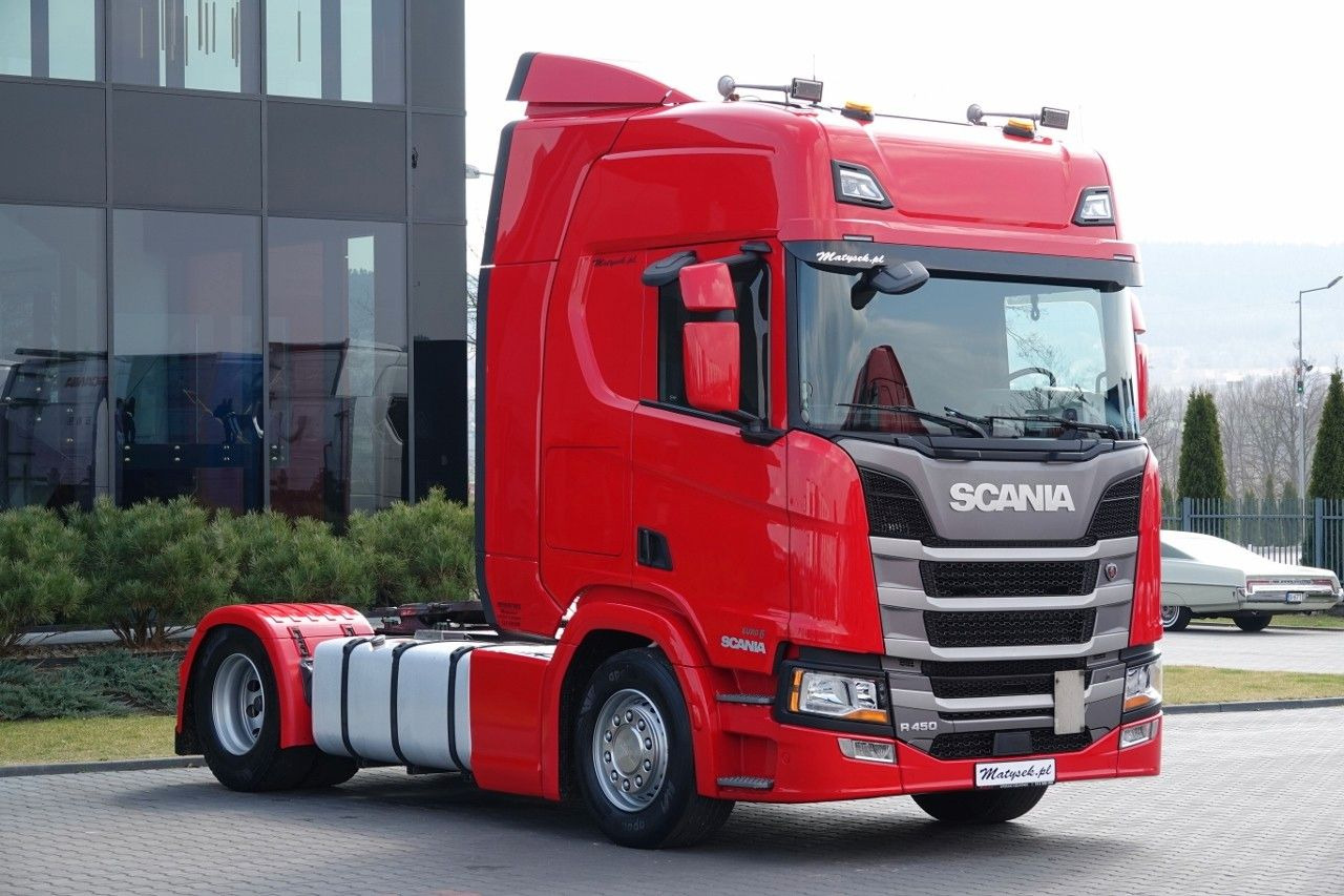 Scania R 450 / OPONY 100% / 2021 / PO ZŁOTYM KONTRAKCIE - Nyergesvontató: 3 kép. Scania R 450 / OPONY 100% / 2021 / PO ZŁOTYM KONTRAKCIE - Nyergesvontató: 3 kép.