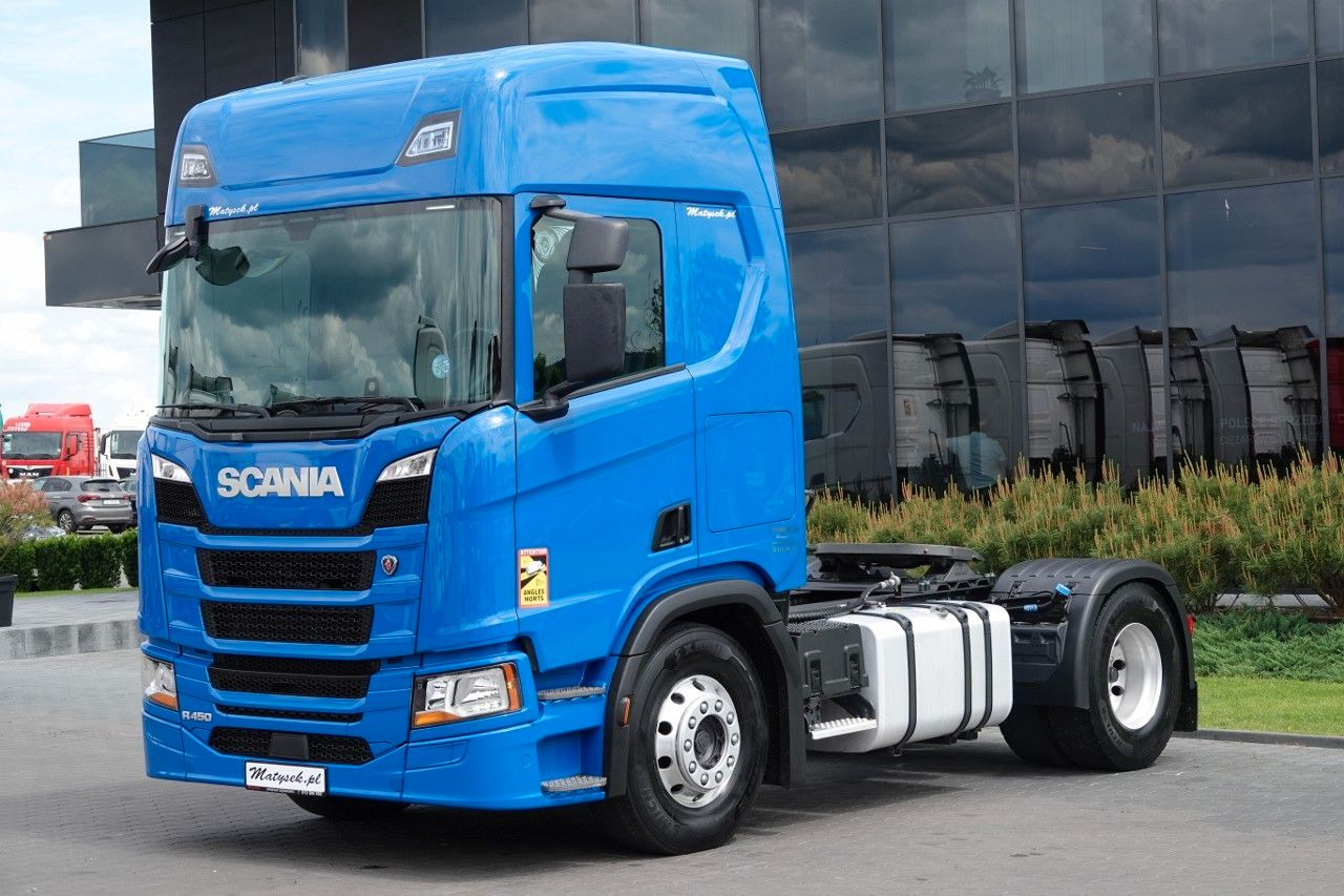 Scania R 450 / RETARDER / HYDRAULIKA / ADR AT / I-PARK - Nyergesvontató: 1 kép. Scania R 450 / RETARDER / HYDRAULIKA / ADR AT / I-PARK - Nyergesvontató: 1 kép.