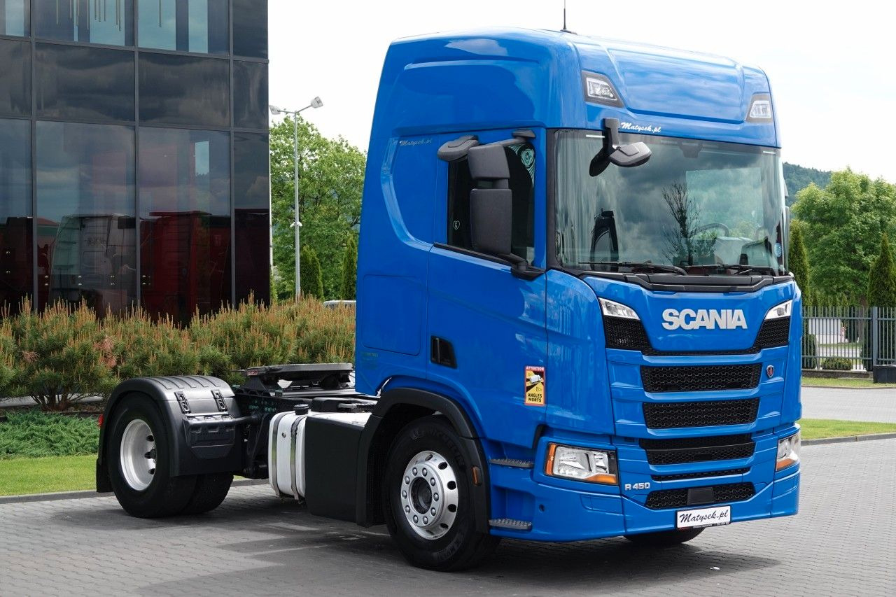 Scania R 450 / RETARDER / HYDRAULIKA / ADR AT / I-PARK - Nyergesvontató: 2 kép. Scania R 450 / RETARDER / HYDRAULIKA / ADR AT / I-PARK - Nyergesvontató: 2 kép.