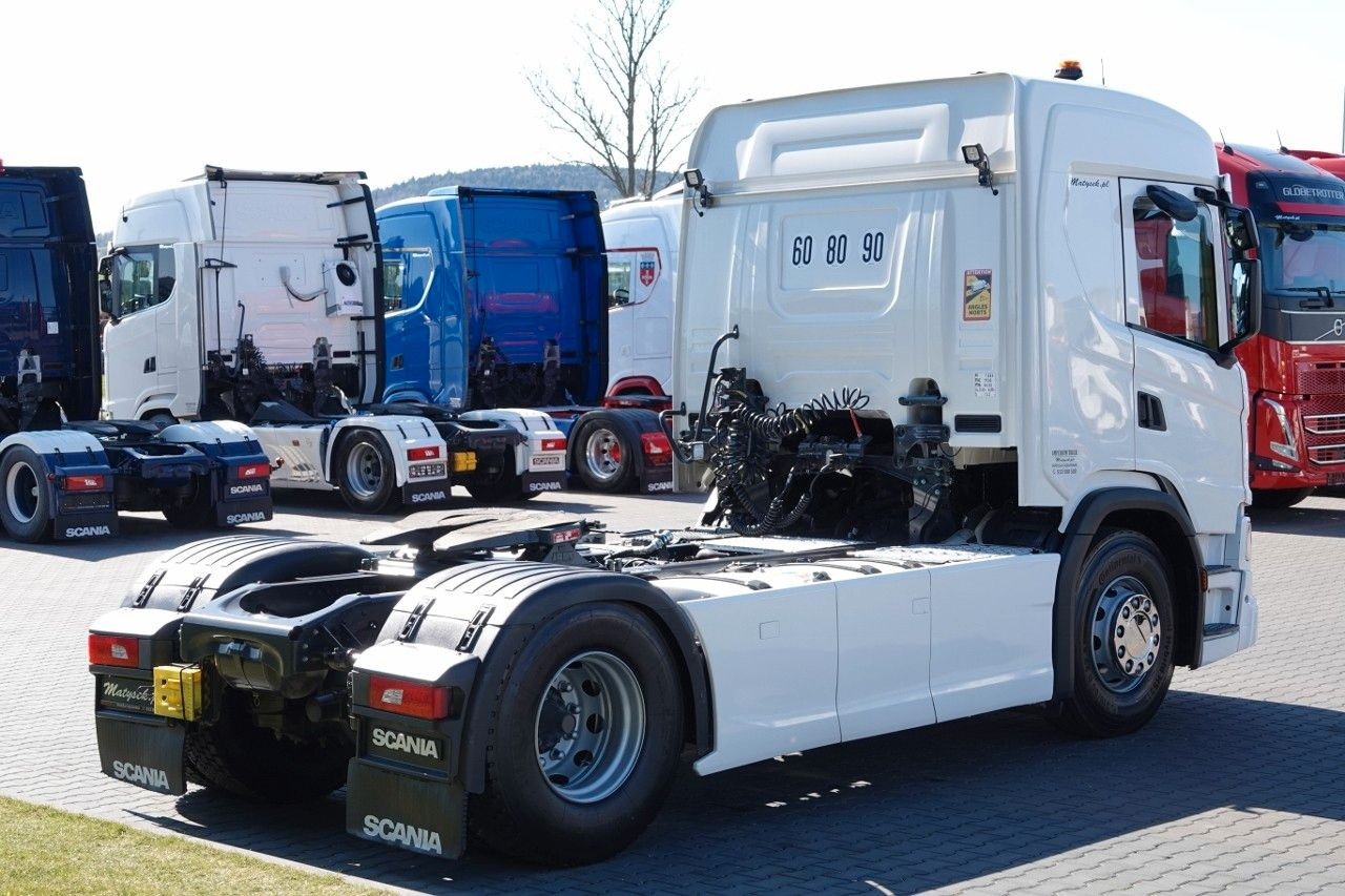 Scania R 450 / RETARDER / NISKA KABINA / HYDRAULIKA / - Nyergesvontató: 5 kép. Scania R 450 / RETARDER / NISKA KABINA / HYDRAULIKA / - Nyergesvontató: 5 kép.