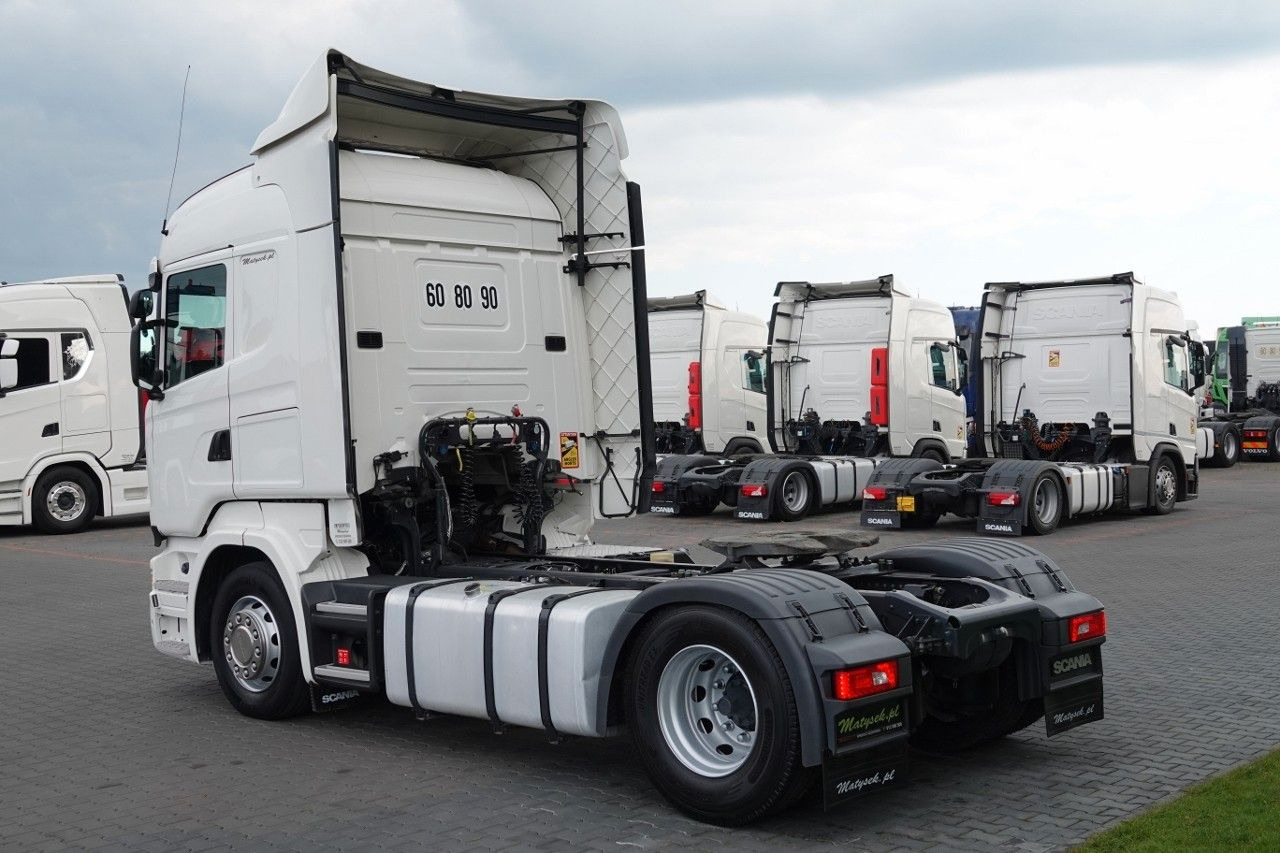 Scania R 450 / RETARDER / OPONY 100% / PO KONTRAKCIE SE - Nyergesvontató: 4 kép. Scania R 450 / RETARDER / OPONY 100% / PO KONTRAKCIE SE - Nyergesvontató: 4 kép.