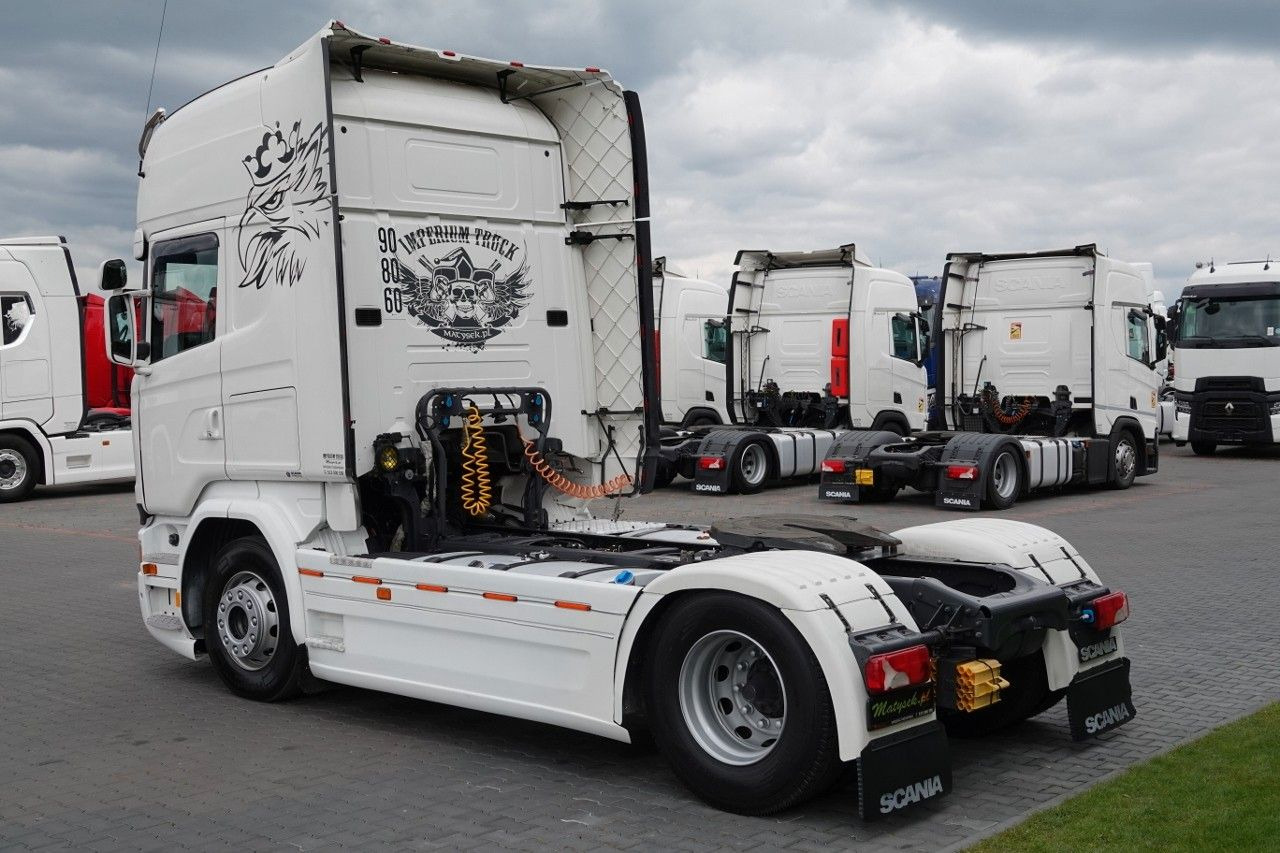 Scania R 490 / TOPLINE / RETARDER / FULL AIRMATIC / I- - Nyergesvontató: 4 kép. Scania R 490 / TOPLINE / RETARDER / FULL AIRMATIC / I- - Nyergesvontató: 4 kép.