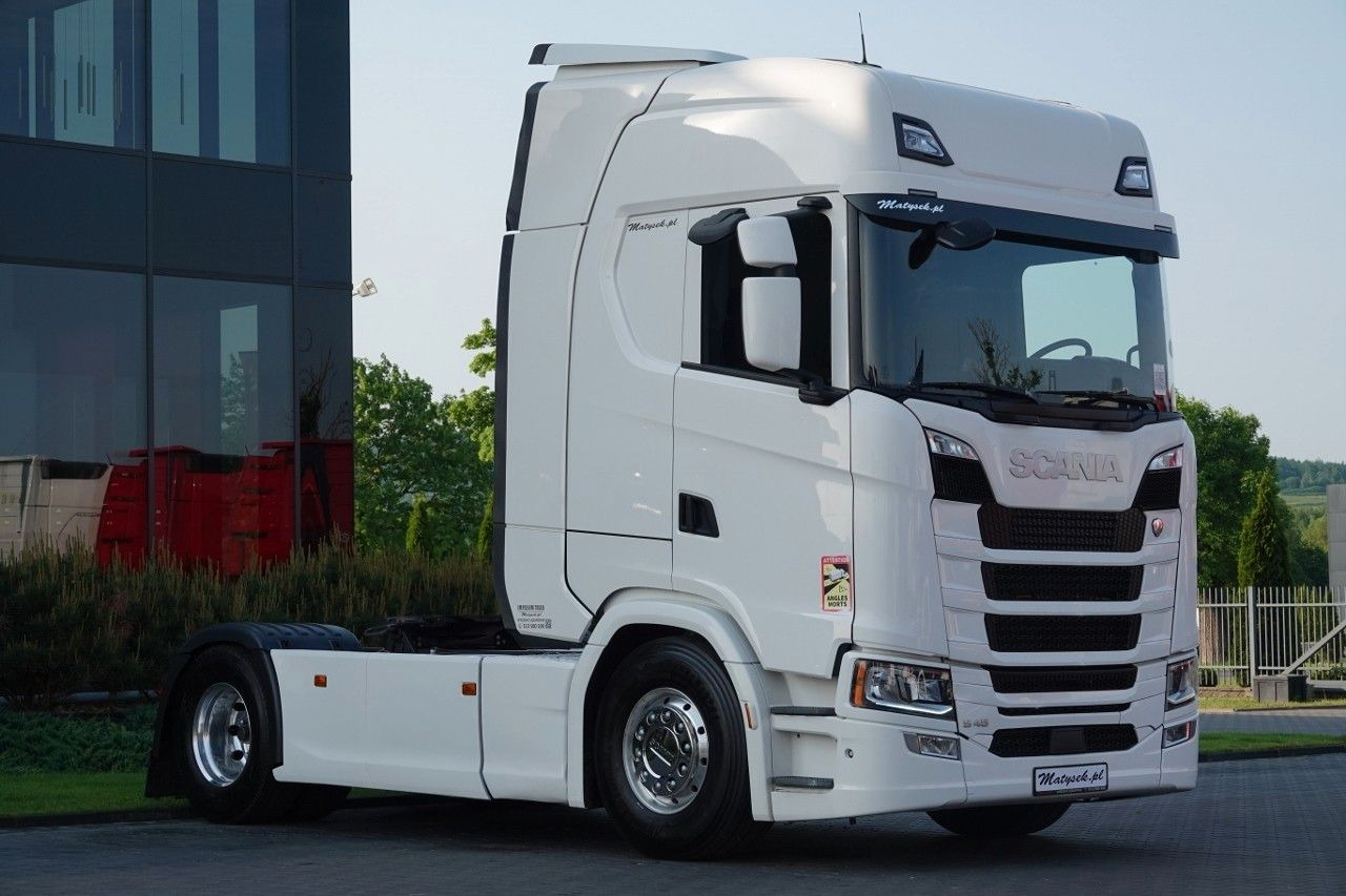 Scania S 450 / RETARDER / I-PARK COOL/ OPONY 100 % / PO - Nyergesvontató: 2 kép. Scania S 450 / RETARDER / I-PARK COOL/ OPONY 100 % / PO - Nyergesvontató: 2 kép.