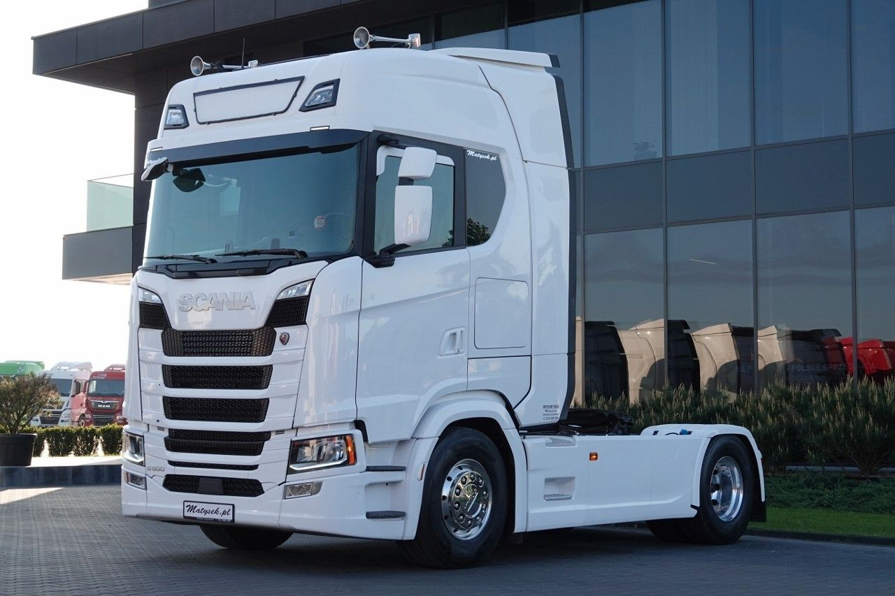 Scania S 500 / RETARDER / FULL AIRMATIC / I-PARK COOL - Nyergesvontató: 2 kép. Scania S 500 / RETARDER / FULL AIRMATIC / I-PARK COOL - Nyergesvontató: 2 kép.