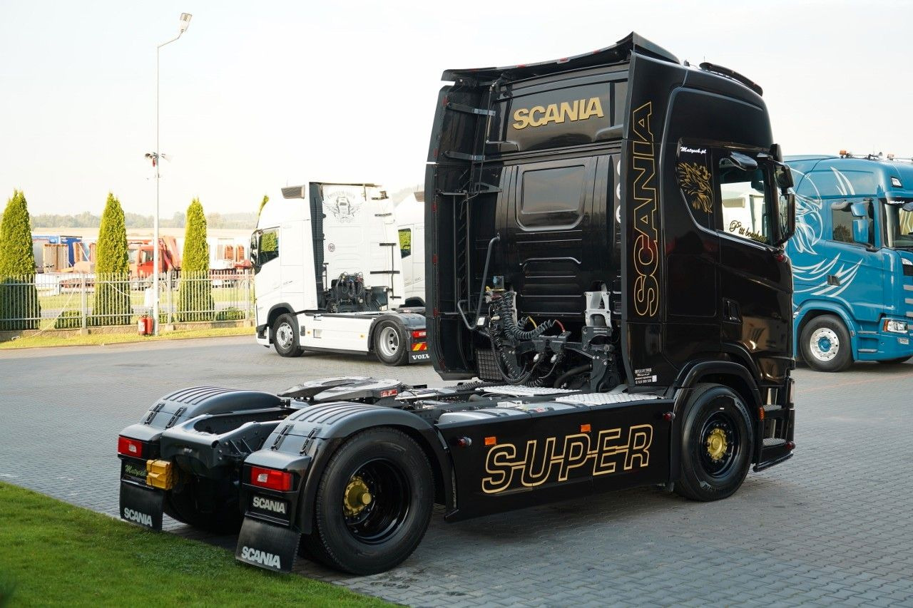 Scania S 500 / RETARDER / I-PARK COOL / FULL AIRMATIC / - Nyergesvontató: 5 kép. Scania S 500 / RETARDER / I-PARK COOL / FULL AIRMATIC / - Nyergesvontató: 5 kép.