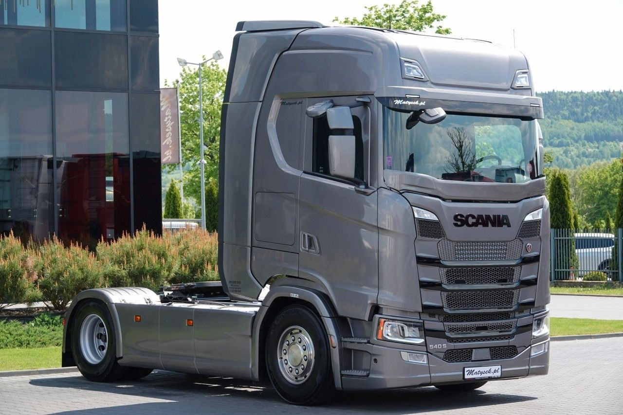 Scania S 540 / RETARDER / FUL AIRMATIC METALIK / NAVI - Nyergesvontató: 1 kép. Scania S 540 / RETARDER / FUL AIRMATIC METALIK / NAVI - Nyergesvontató: 1 kép.