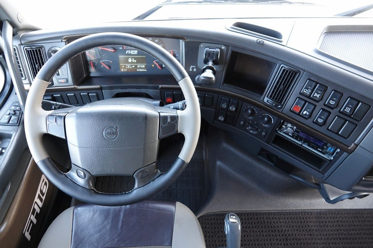 Volvo FH 16 / 600 / 6x4 / DMC: 180.000 KG !! / SPROWAD lízing Volvo FH 16 / 600 / 6x4 / DMC: 180.000 KG !! / SPROWAD: 14 kép.