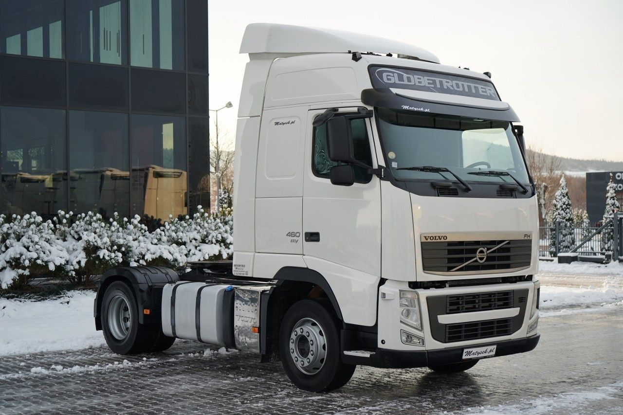 Volvo FH 460 / EURO 5 EEV / I-SHIFT - Nyergesvontató: 2 kép. Volvo FH 460 / EURO 5 EEV / I-SHIFT - Nyergesvontató: 2 kép.