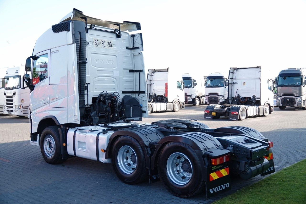 Volvo FH 500 / 6X4 / HYDRAULIKA / RETARDER / I-PARK CO - Nyergesvontató: 4 kép. Volvo FH 500 / 6X4 / HYDRAULIKA / RETARDER / I-PARK CO - Nyergesvontató: 4 kép.