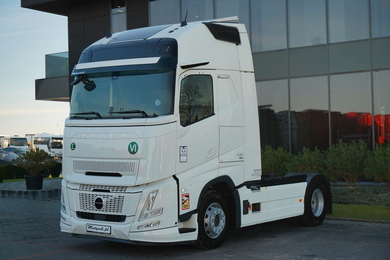 Volvo FH 500 AERO / 2025 ROK / I-SAVE / XXL / GWARANC - Nyergesvontató: 2 kép. Volvo FH 500 AERO / 2025 ROK / I-SAVE / XXL / GWARANC - Nyergesvontató: 2 kép.