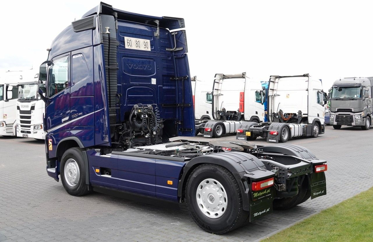 Volvo FH 500 / HYDRAULIKA / I-PARK COOL / 2 ZBIORNIKI - Nyergesvontató: 4 kép. Volvo FH 500 / HYDRAULIKA / I-PARK COOL / 2 ZBIORNIKI - Nyergesvontató: 4 kép.