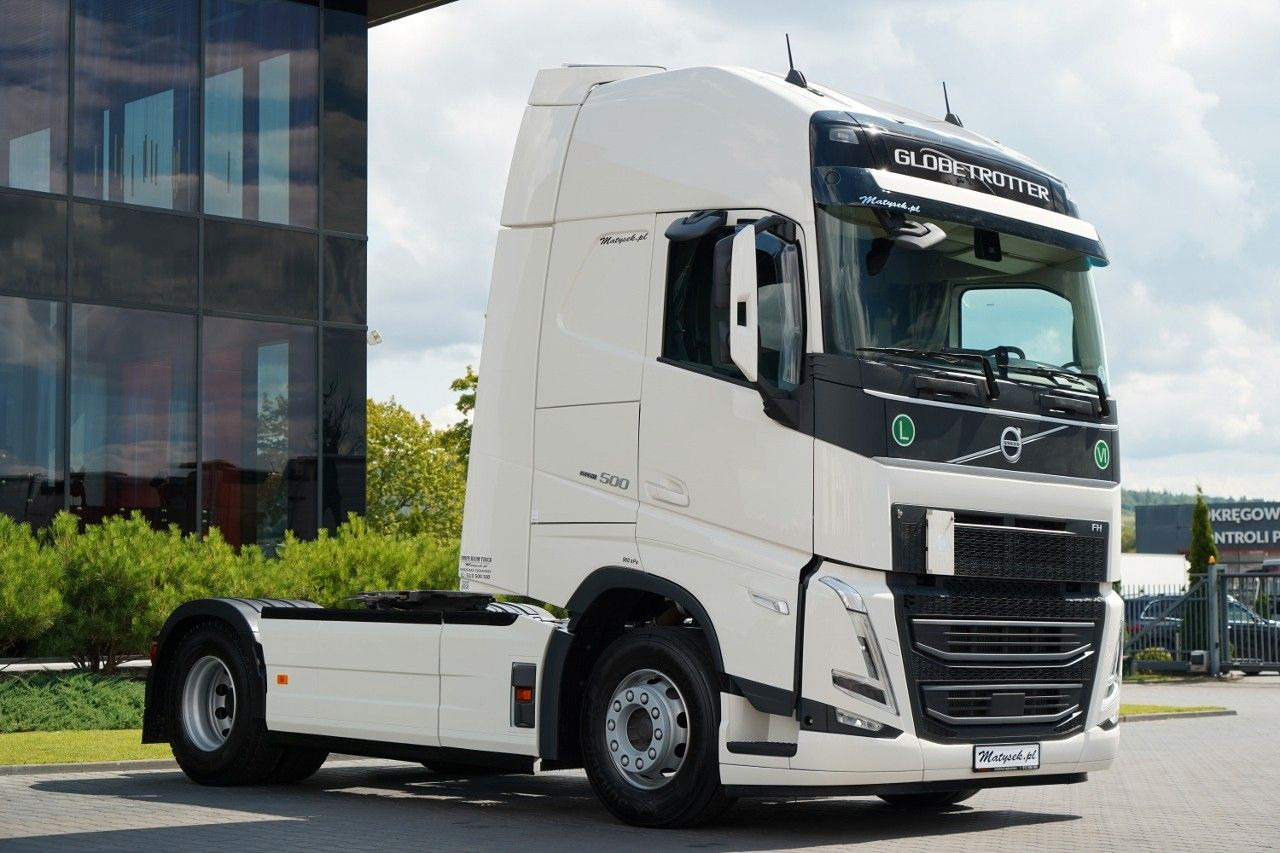 Volvo FH 500 / I-PARK COOL / SKÓRY / MAŁY PRZEBIEG / 2 - Nyergesvontató: 4 kép. Volvo FH 500 / I-PARK COOL / SKÓRY / MAŁY PRZEBIEG / 2 - Nyergesvontató: 4 kép.