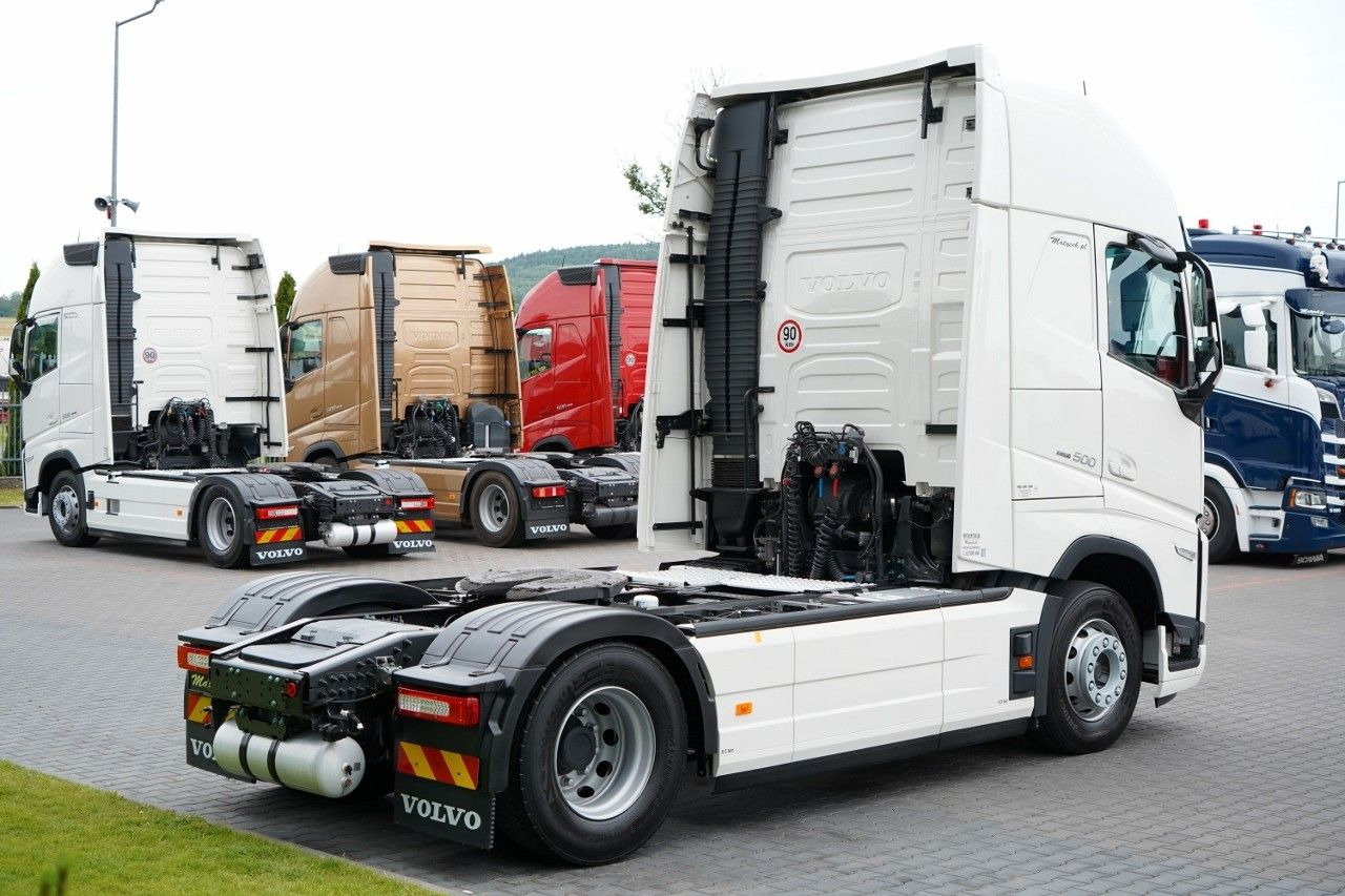 Volvo FH 500 / XXL / 2024 / I-PARK COOL / SKÓRY / I-SH - Nyergesvontató: 5 kép. Volvo FH 500 / XXL / 2024 / I-PARK COOL / SKÓRY / I-SH - Nyergesvontató: 5 kép.