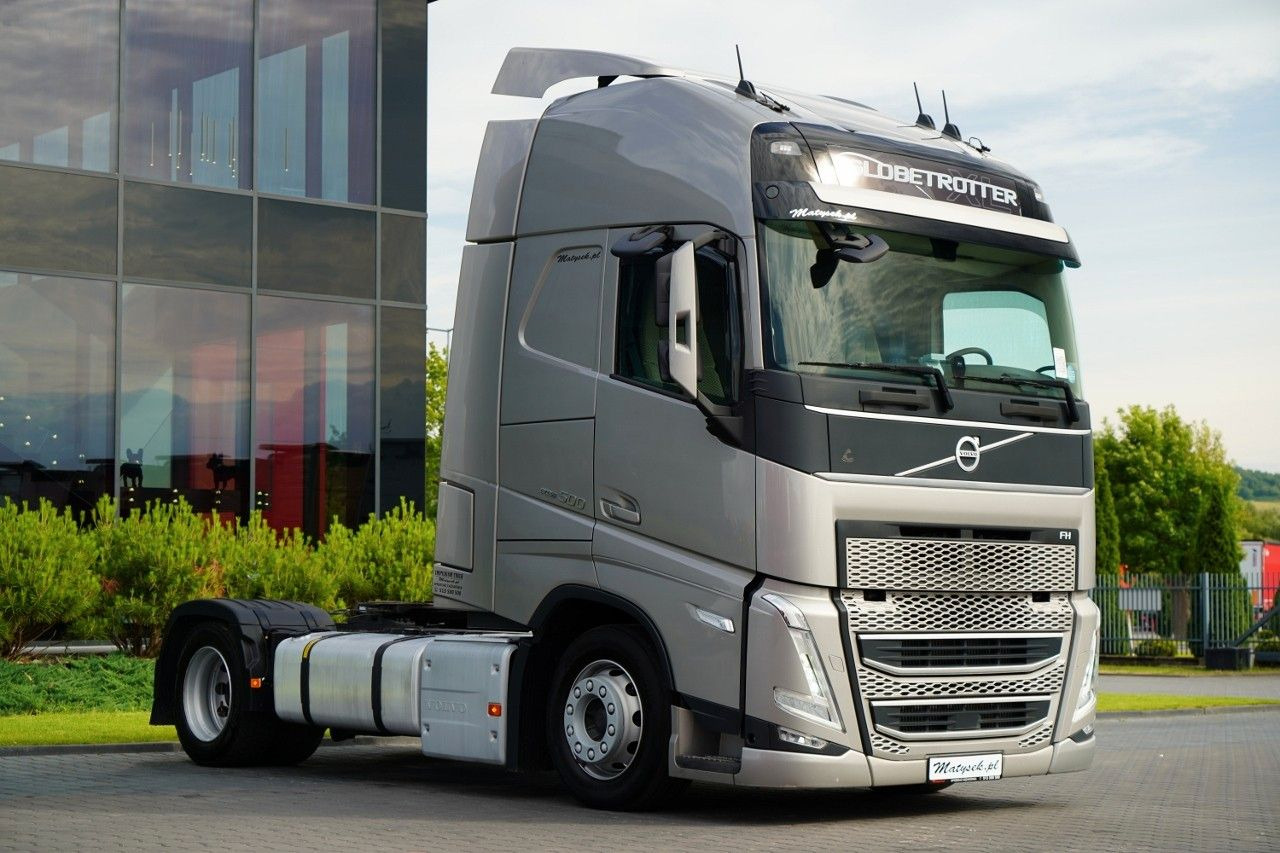 Volvo FH 500 / XXL / I-SAVE / LOWDECK / MEGA / I-PARK Volvo FH 500 / XXL / I-SAVE / LOWDECK / MEGA / I-PARK - Nyergesvontató: 1 kép. Volvo FH 500 / XXL / I-SAVE / LOWDECK / MEGA / I-PARK Volvo FH 500 / XXL / I-SAVE / LOWDECK / MEGA / I-PARK - Nyergesvontató: 1 kép.