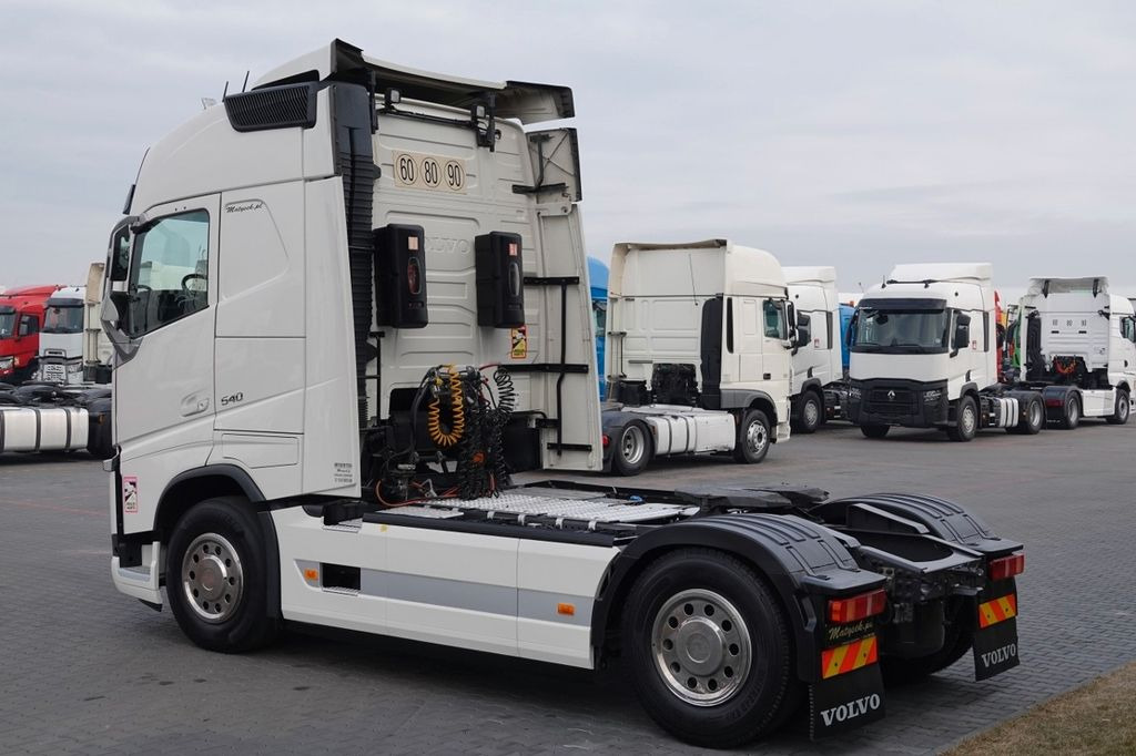 Volvo FH 540 / 2017 ROK / OPONY 100% / SPROWADZONY / P - Nyergesvontató: 4 kép. Volvo FH 540 / 2017 ROK / OPONY 100% / SPROWADZONY / P - Nyergesvontató: 4 kép.