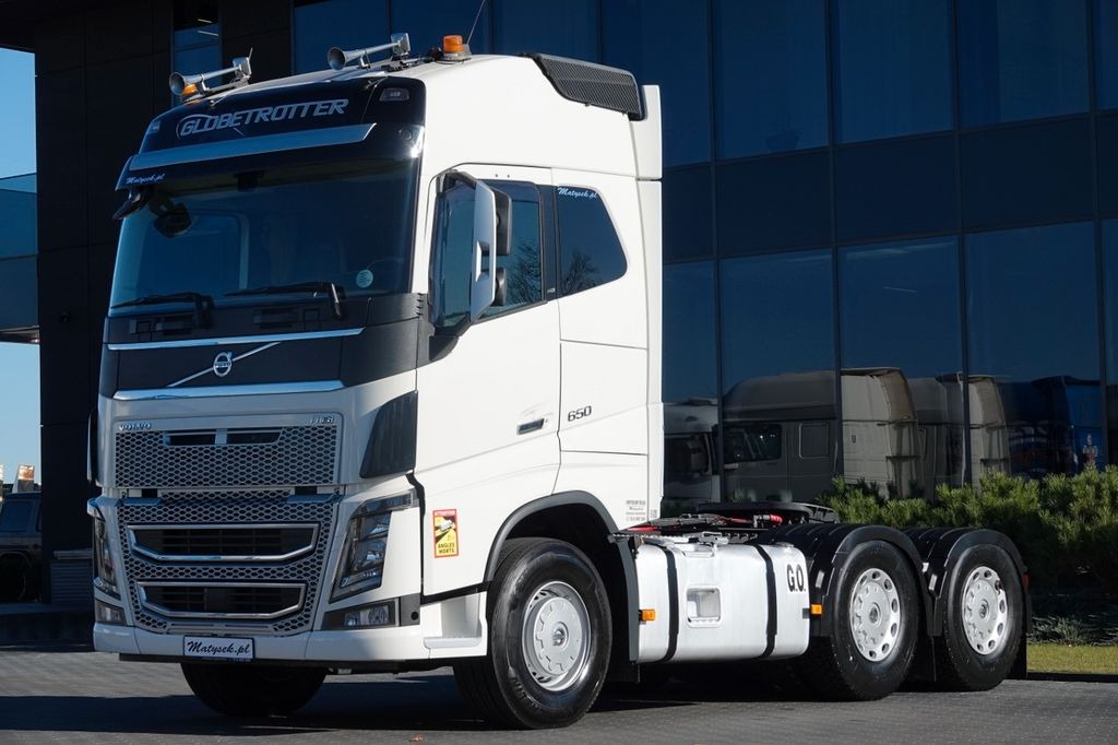Volvo FH 540 / 6x4 / HYDRAULIKA / I -PARK COOL /3 OSIE - Nyergesvontató: 2 kép. Volvo FH 540 / 6x4 / HYDRAULIKA / I -PARK COOL /3 OSIE - Nyergesvontató: 2 kép.