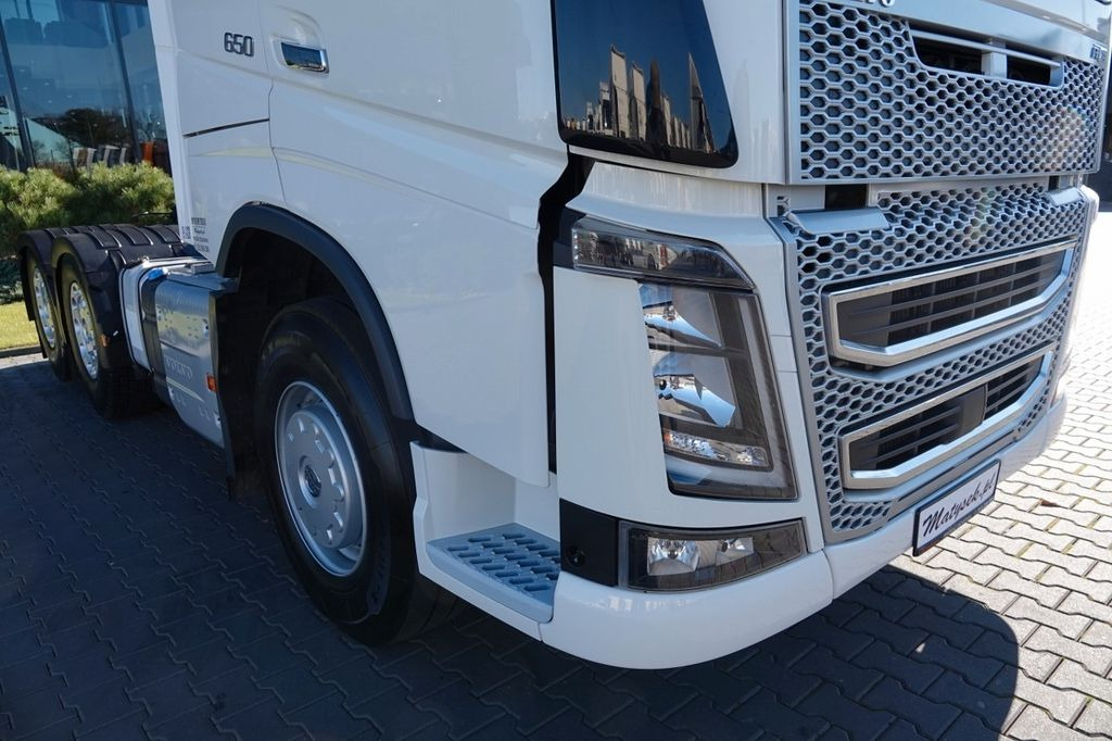 Volvo FH 540 / 6x4 / HYDRAULIKA / I -PARK COOL /3 OSIE - Nyergesvontató: 5 kép. Volvo FH 540 / 6x4 / HYDRAULIKA / I -PARK COOL /3 OSIE - Nyergesvontató: 5 kép.