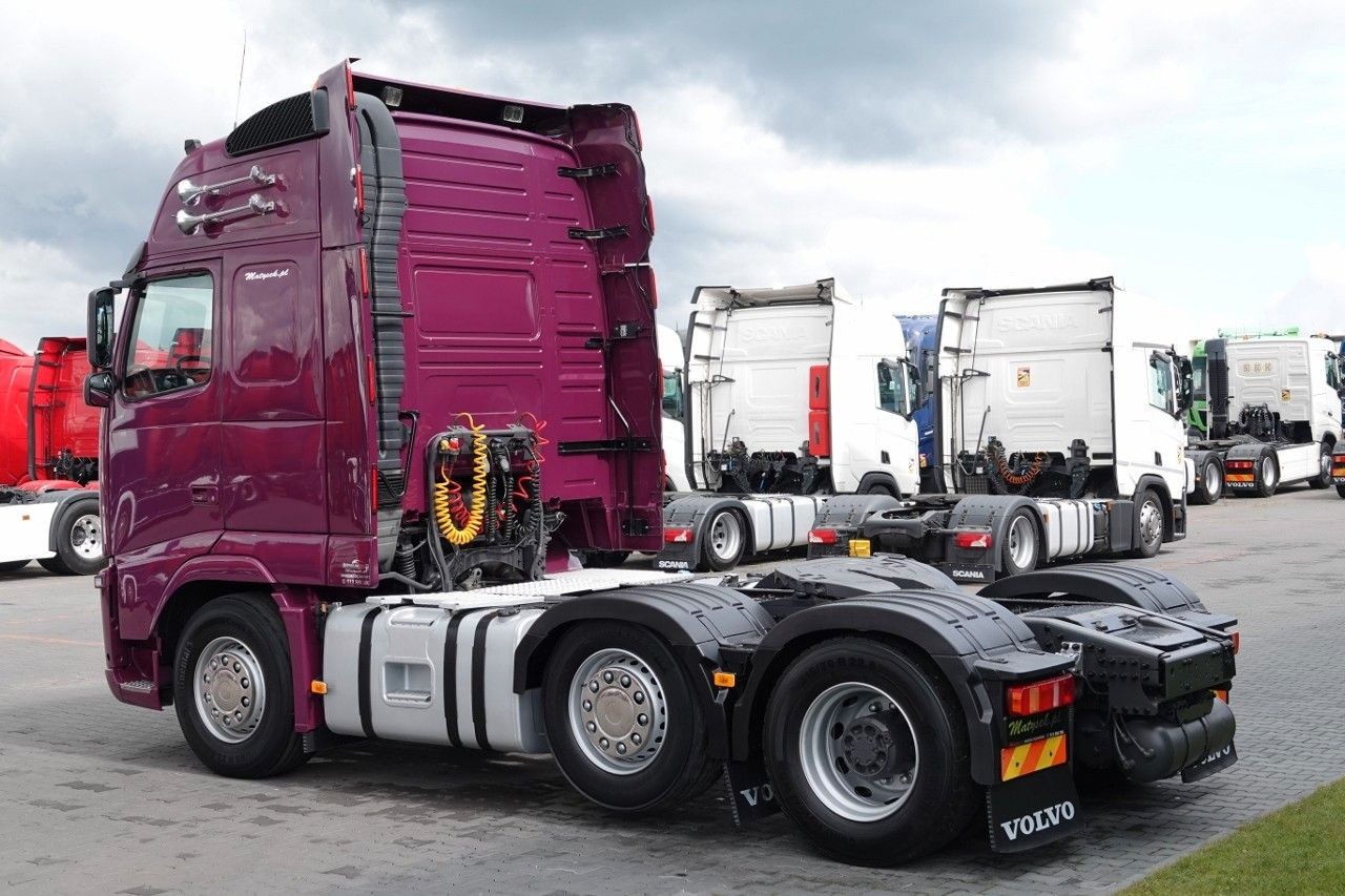 Volvo FH 540 / PUSHER / 3 Osiowy ciągnik siodłowy / R - Nyergesvontató: 4 kép. Volvo FH 540 / PUSHER / 3 Osiowy ciągnik siodłowy / R - Nyergesvontató: 4 kép.