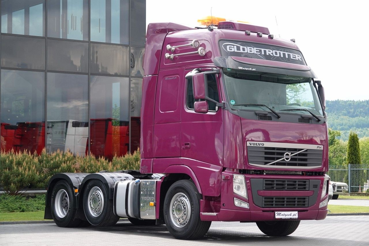 Volvo FH 540 / PUSHER / 3 Osiowy ciągnik siodłowy / R - Nyergesvontató: 2 kép. Volvo FH 540 / PUSHER / 3 Osiowy ciągnik siodłowy / R - Nyergesvontató: 2 kép.