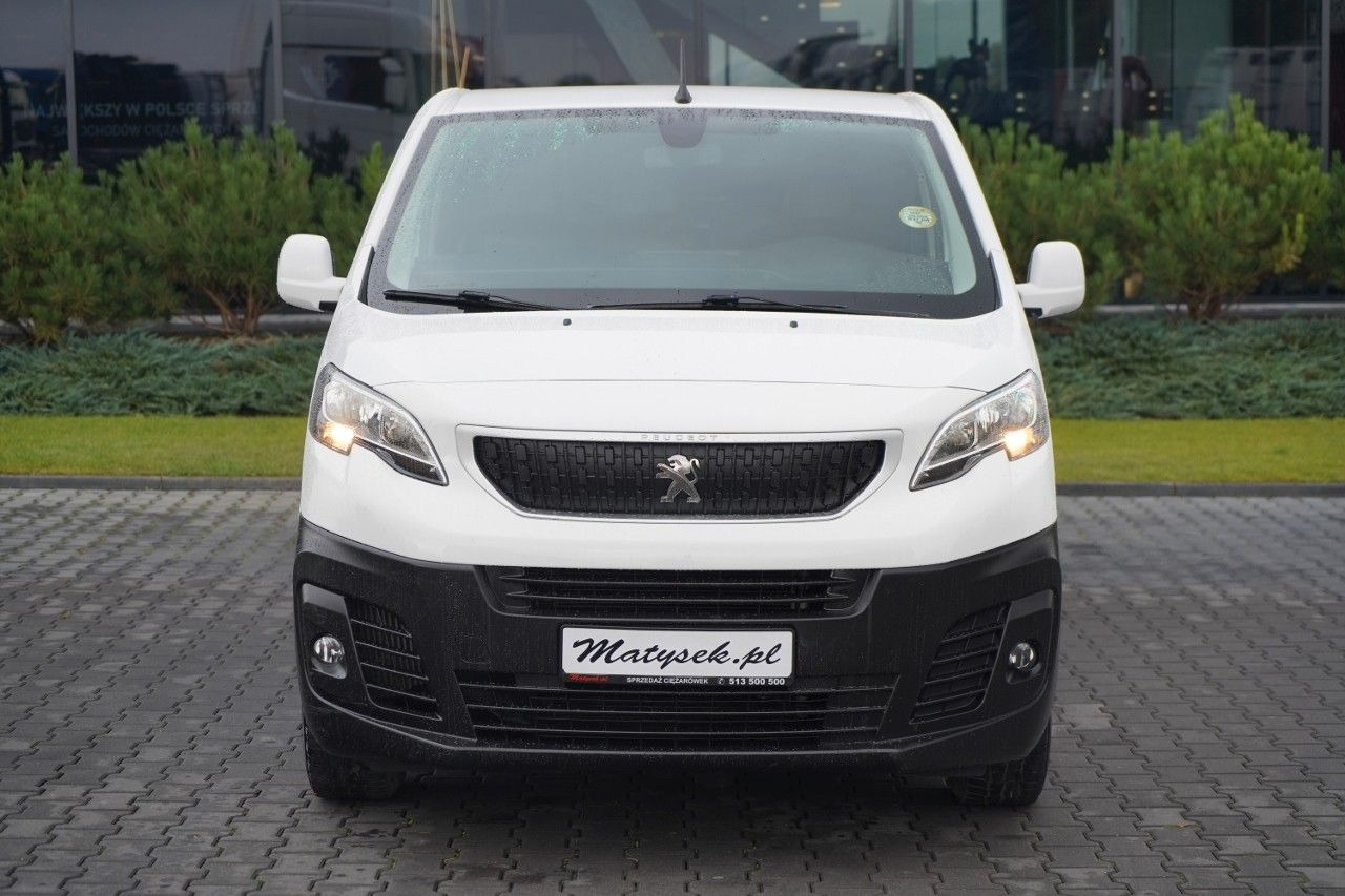 Peugeot EXPERT / BLASZAK / FURGON / MANUAL - Kis furgon: 3 kép. Peugeot EXPERT / BLASZAK / FURGON / MANUAL - Kis furgon: 3 kép.